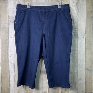 Intro Love The Fit Size 20W Stretch Pull-on Blue Denim Stretch Waist Capri’s